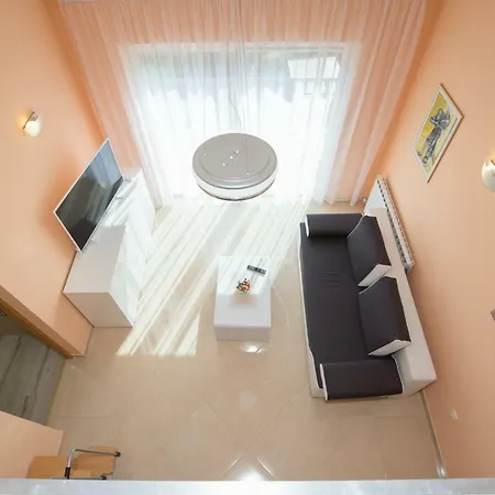 Apartment Luxury With Pool