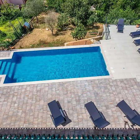 Apartment Luxury With Pool Kostrena