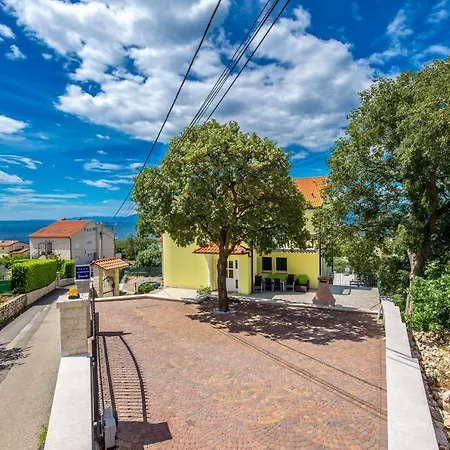 Appartement Luxury With Pool Kostrena