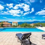 Apartment Luxury With Pool Kostrena