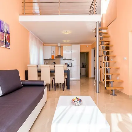 Apartament Luxury With Pool *