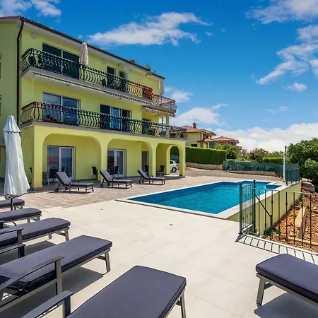 Апартаменты Luxury With Pool *